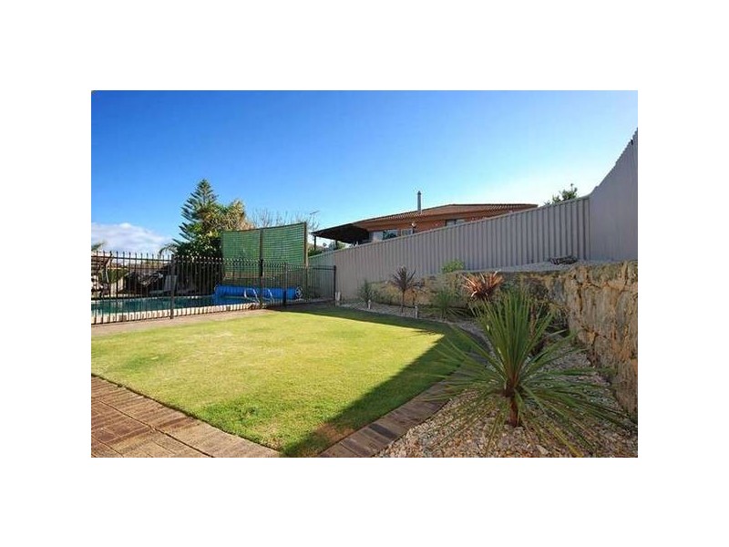 Lalina Way, Wanneroo WA 6065