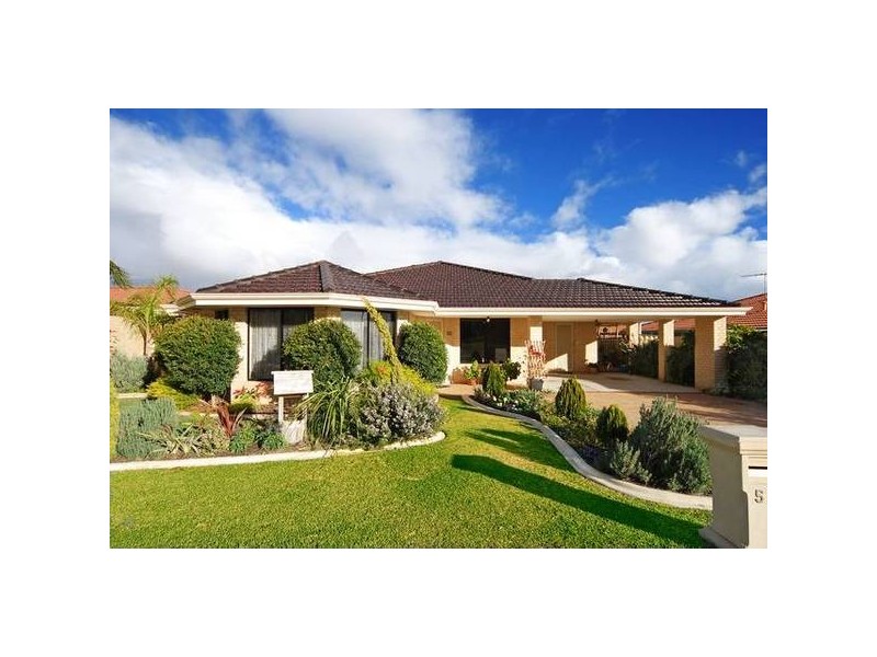 58 Heacham Avenue, Hocking WA 6065