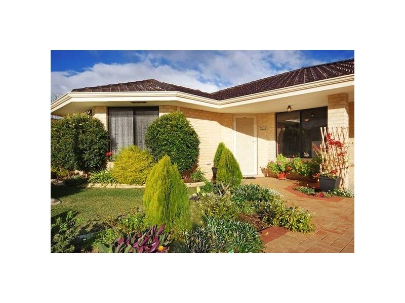 58 Heacham Avenue, Hocking WA 6065