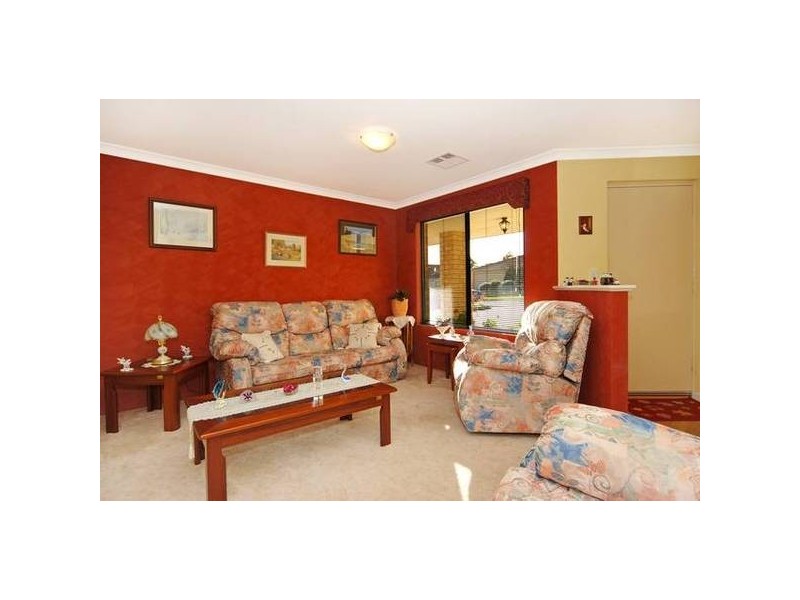 58 Heacham Avenue, Hocking WA 6065