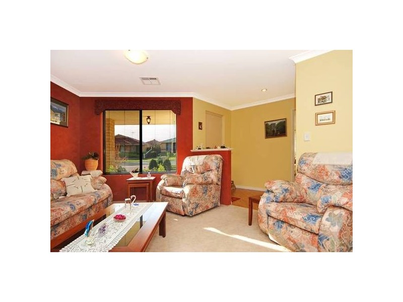 58 Heacham Avenue, Hocking WA 6065