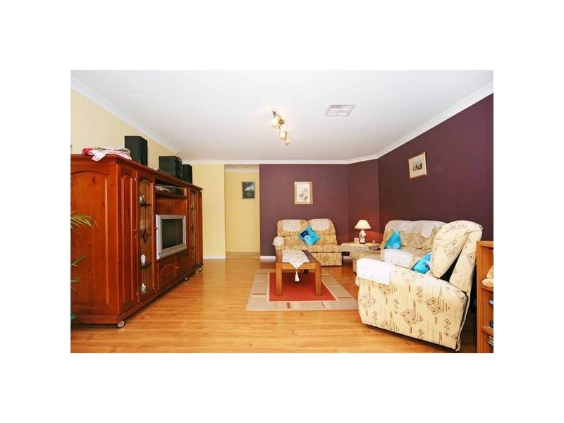 58 Heacham Avenue, Hocking WA 6065