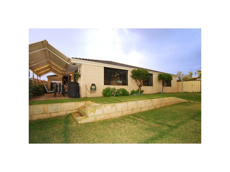 58 Heacham Avenue, Hocking WA 6065