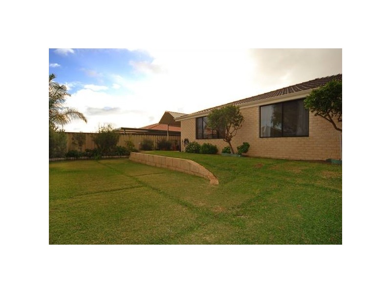 58 Heacham Avenue, Hocking WA 6065