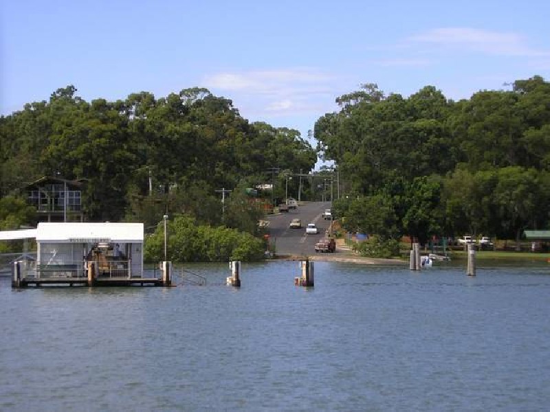 49 Cambridge Road, Russell Island QLD 4184