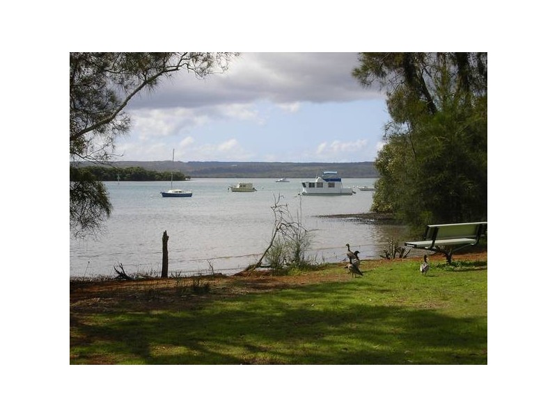 49 Cambridge Road, Russell Island QLD 4184