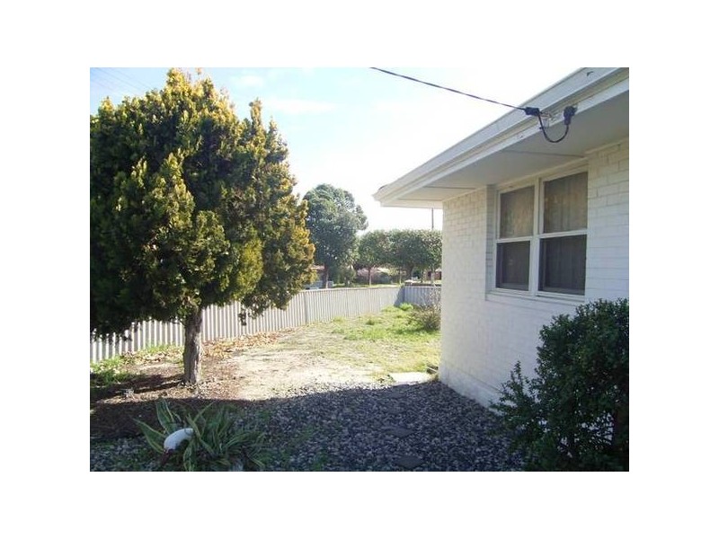 24 Chichester Way, Nollamara WA 6061