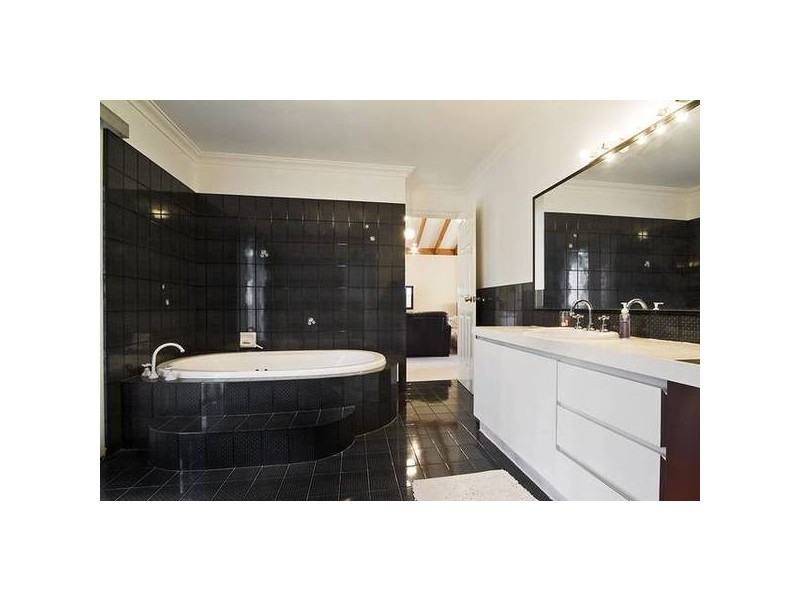 Bologna Vista, Landsdale WA 6065