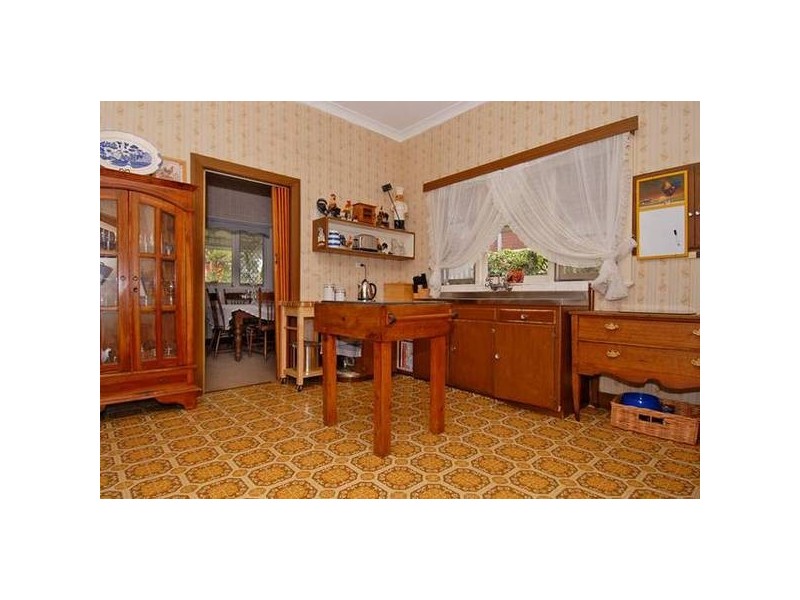 27 Traylen Road, Bayswater WA 6053