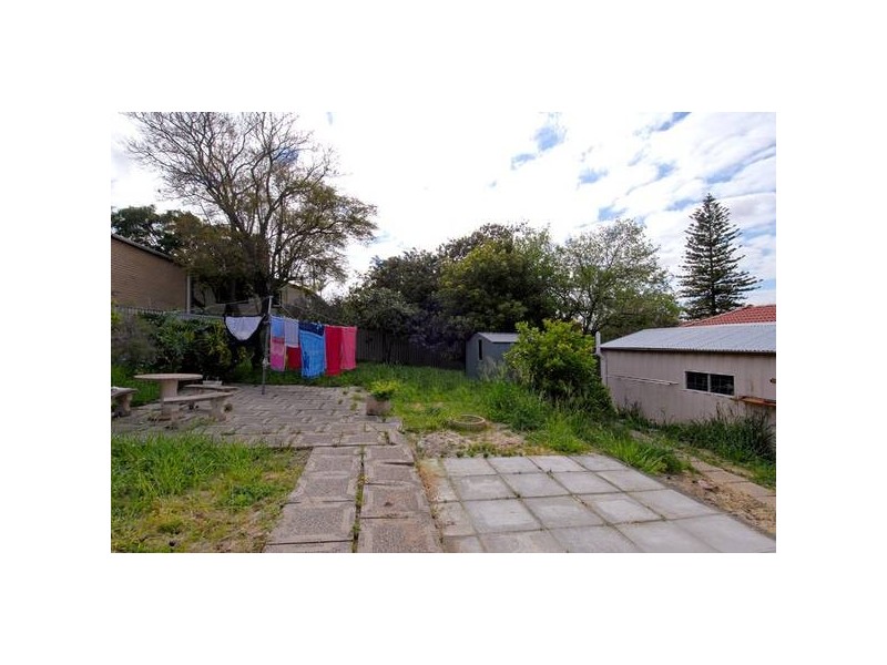 27 Traylen Road, Bayswater WA 6053