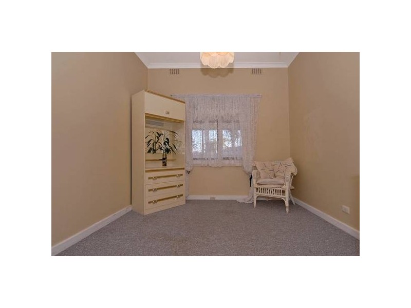 16 Mildmay Street, Balga WA 6061