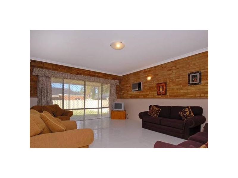 16 Mildmay Street, Balga WA 6061