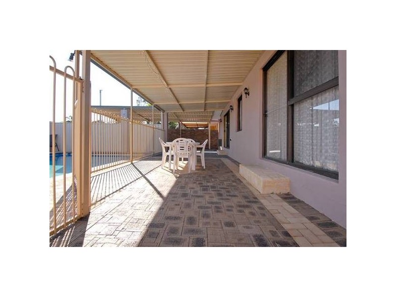 16 Mildmay Street, Balga WA 6061