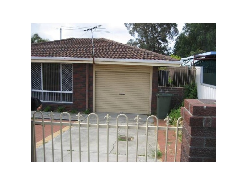 116 Casserly Avenue, Girrawheen WA 6064