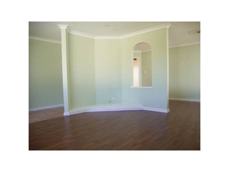 62 Cadoux Loop, Hocking WA 6065