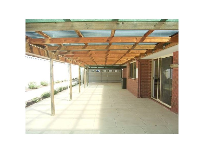 62 Cadoux Loop, Hocking WA 6065