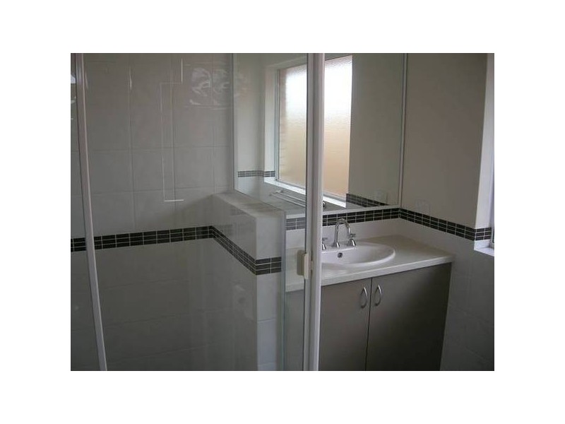 8 Oslo Street, Hocking WA 6065