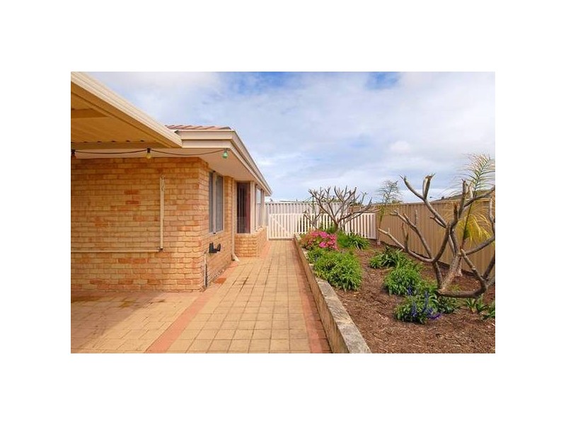3 Albury Lane, Currambine WA 6028
