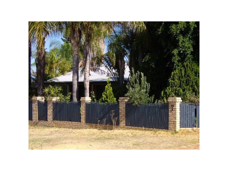 7 Conical Rise, Woodvale WA 6026