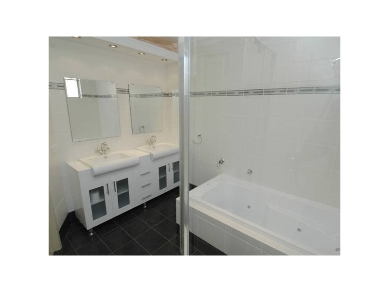 65/ Hamilton Street, Bassendean WA 6054