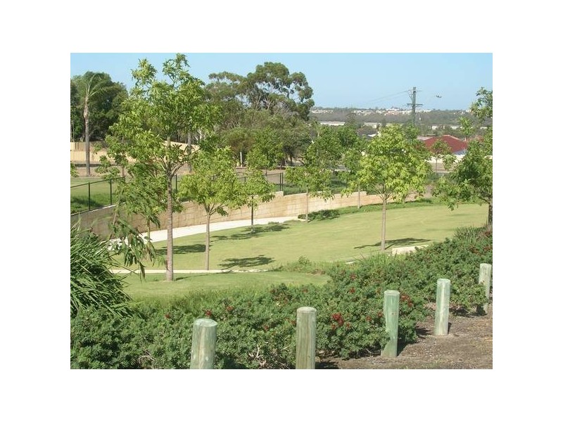 9 Condro Bend . . . Vendor Willing To Negotiate, Sinagra WA 6065