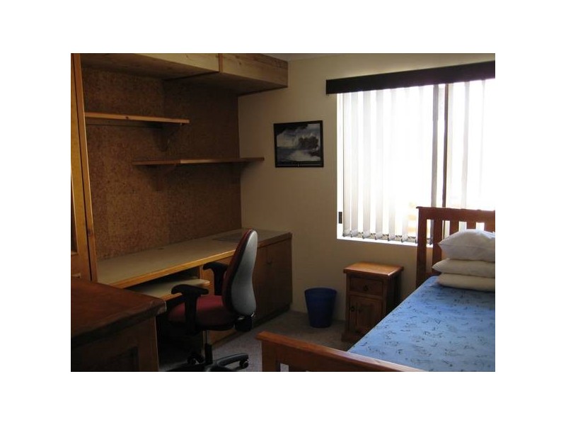 7 Lake Vista (off Lake Rise Mews) . . . Reduced $50,000 This Week!, Edgewater WA 6027