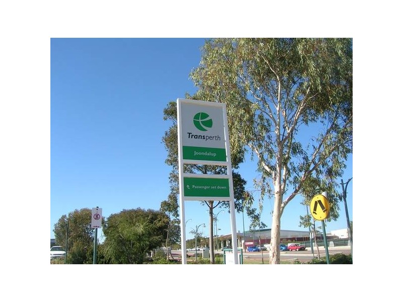 24 Goshawk Street, Tapping WA 6065