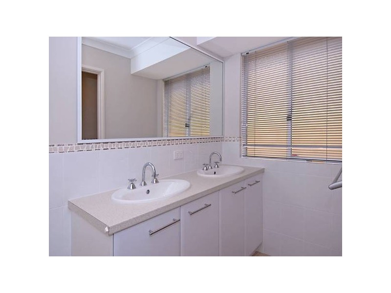 23 Triller Bend, Tapping WA 6065