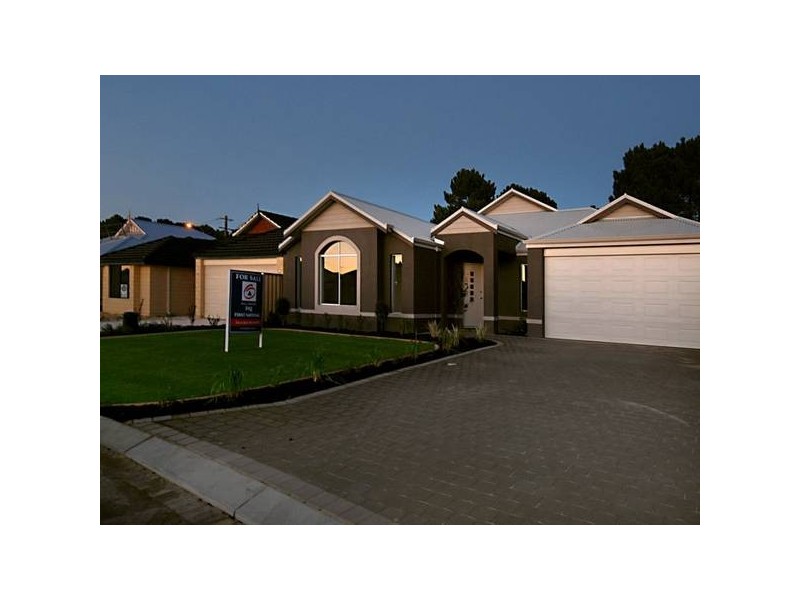 23 Triller Bend, Tapping WA 6065