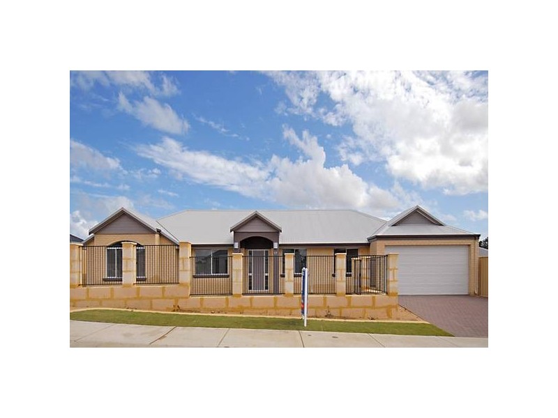 17 Rometta Way, Sinagra WA 6065