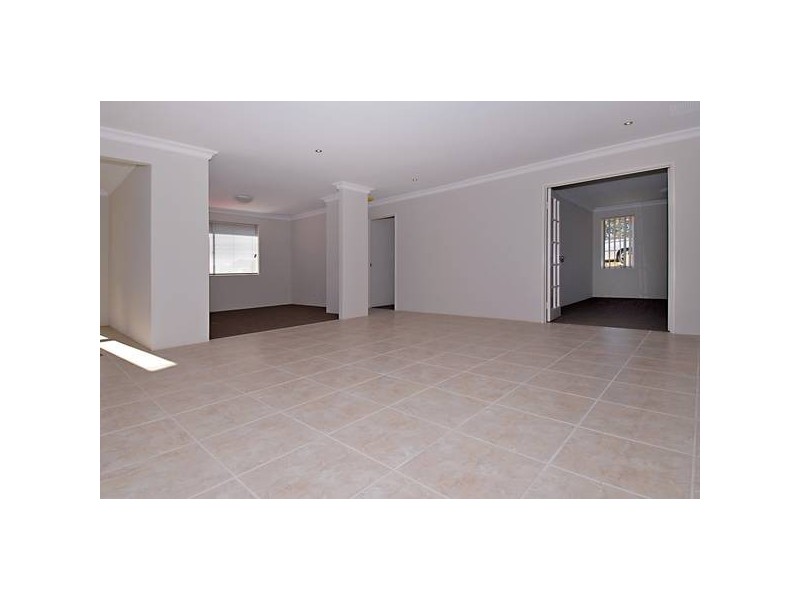 17 Rometta Way, Sinagra WA 6065