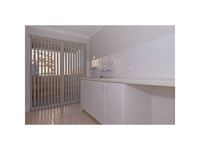 17 Rometta Way, Sinagra WA 6065