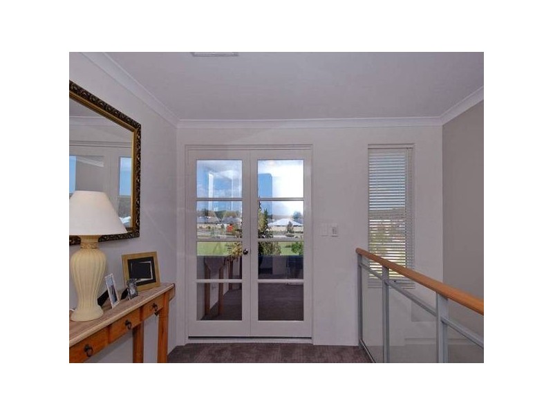 17 Nankeen Circle, Tapping WA 6065