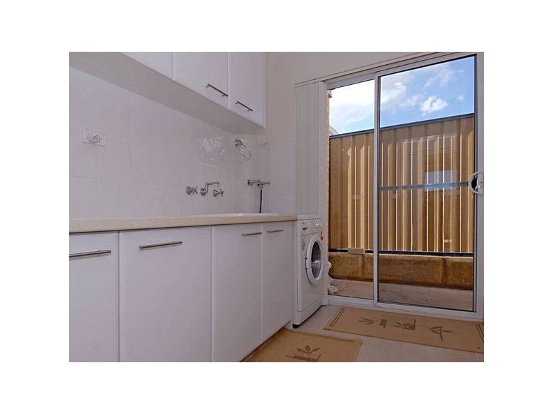 17 Nankeen Circle, Tapping WA 6065