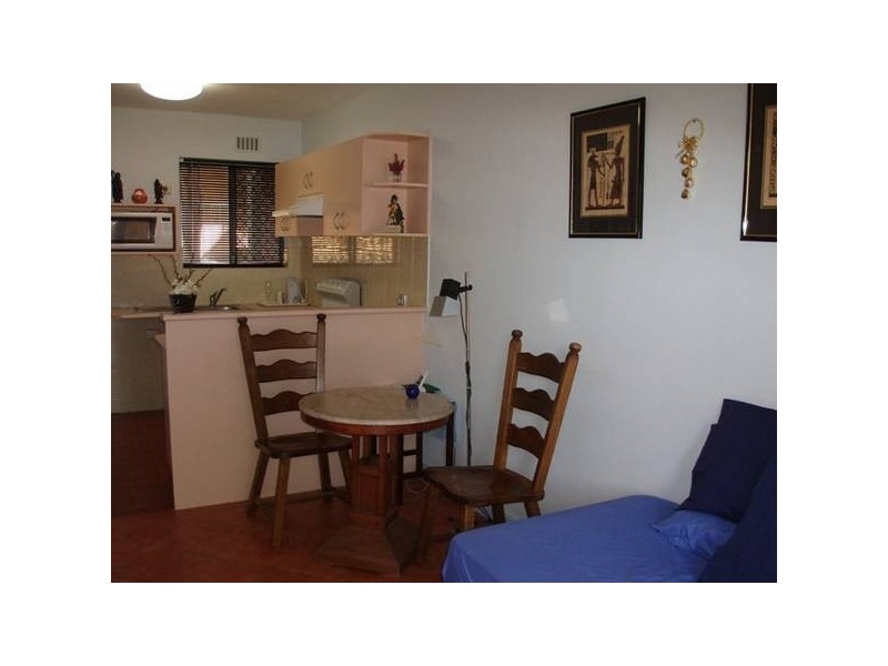 2/6 Dane Street, East Victoria Park WA 6101