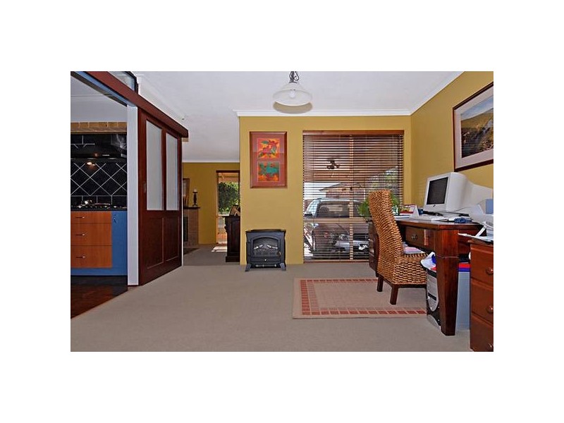 10 Tipuana Place, Edgewater WA 6027