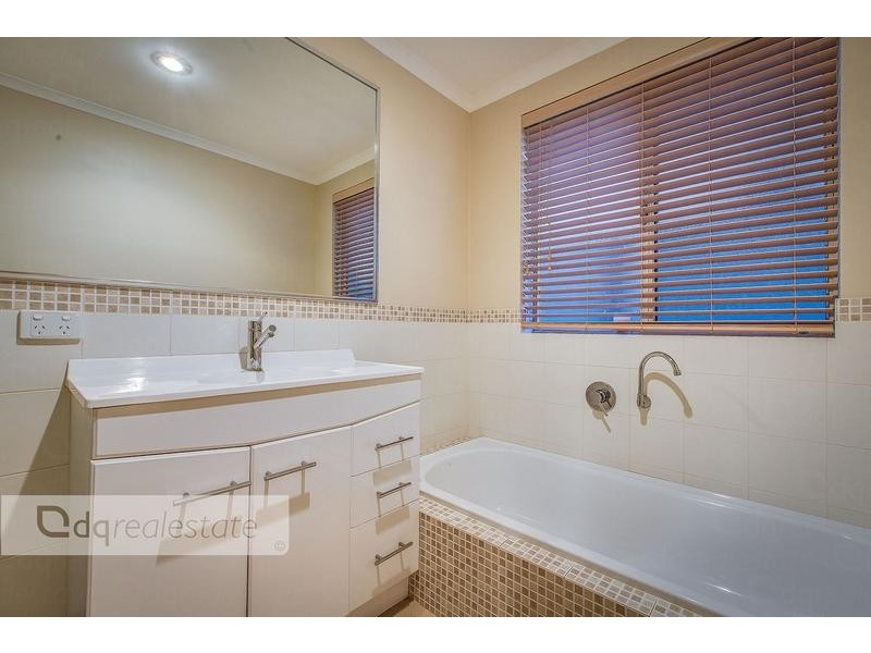 17 La Trobe Street, Landsdale WA 6065