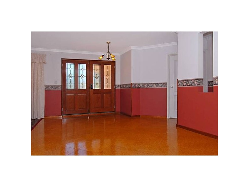 41 Monterey Drive, Woodvale WA 6026