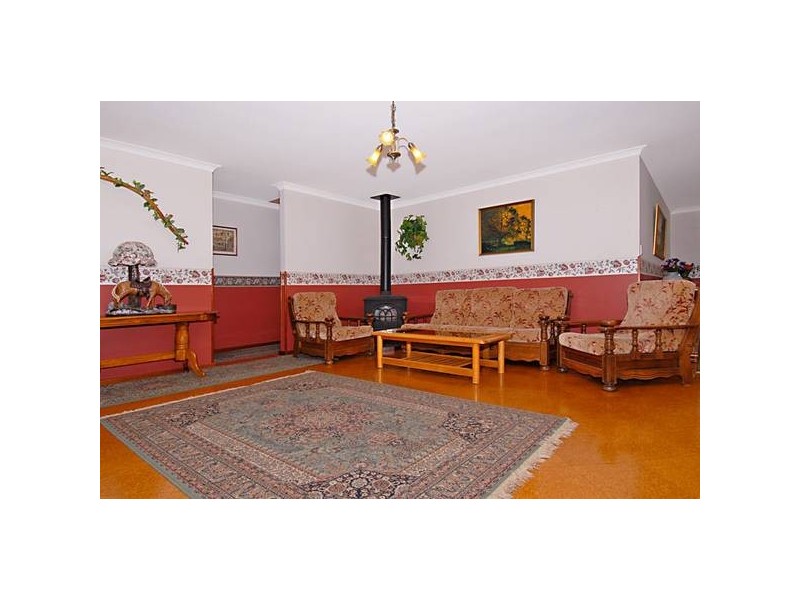 41 Monterey Drive, Woodvale WA 6026