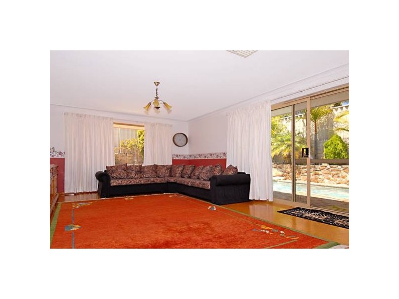 41 Monterey Drive, Woodvale WA 6026