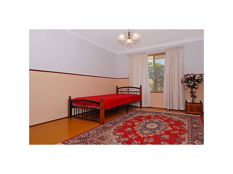 41 Monterey Drive, Woodvale WA 6026