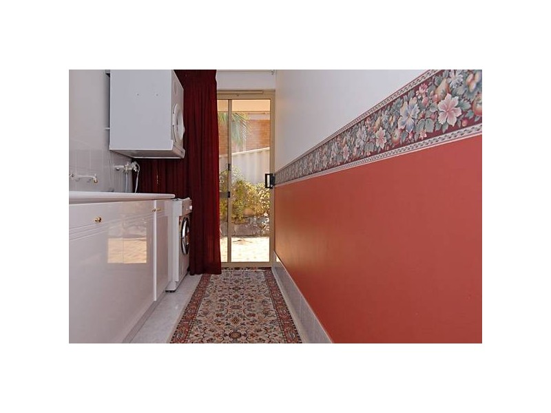 41 Monterey Drive, Woodvale WA 6026