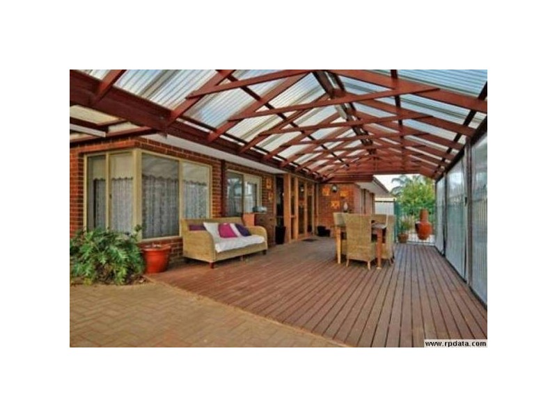 35 Fleetwood Circuit, Woodvale WA 6026