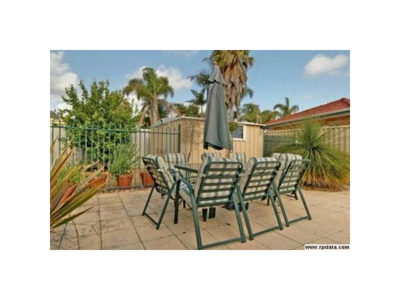 35 Fleetwood Circuit, Woodvale WA 6026