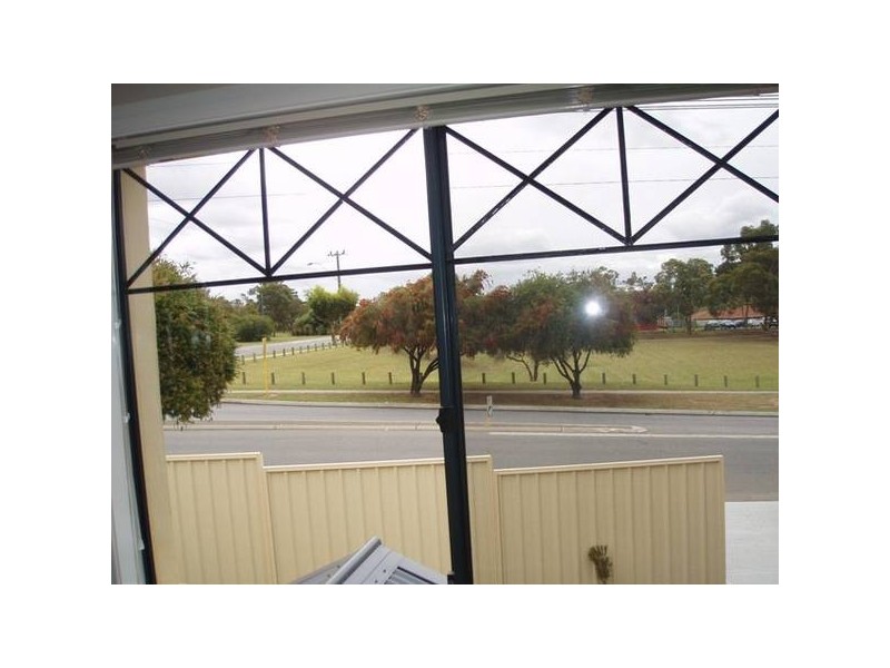 2c Culluton Crescent, Balga WA 6061