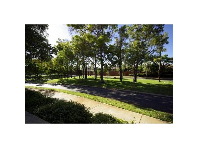 2 Phillips-Fox Terrace, Woodvale WA 6026