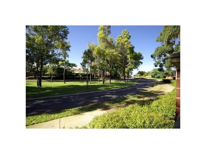 2 Phillips-Fox Terrace, Woodvale WA 6026