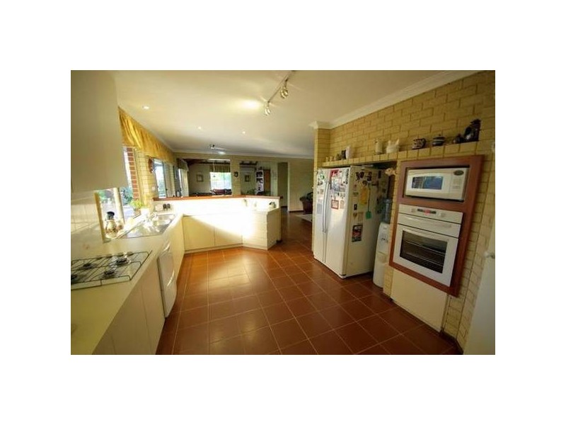 2 Phillips-Fox Terrace, Woodvale WA 6026