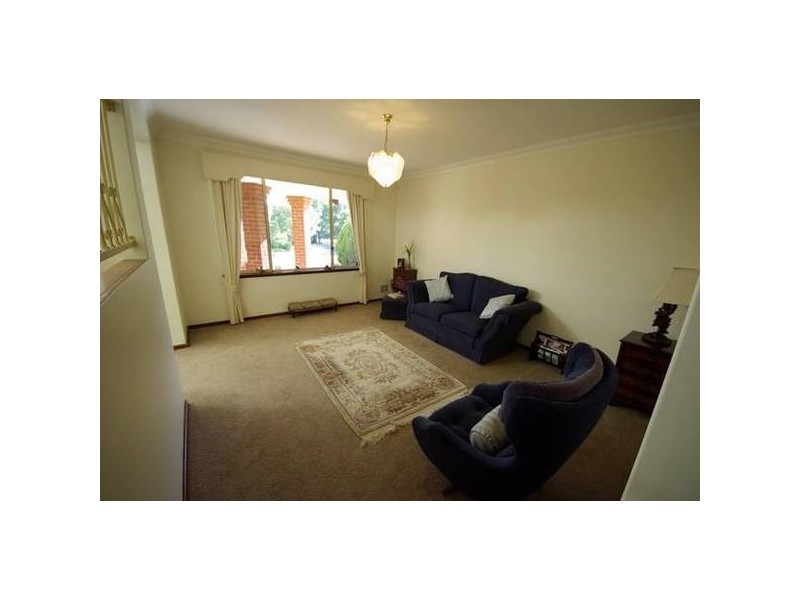 2 Phillips-Fox Terrace, Woodvale WA 6026