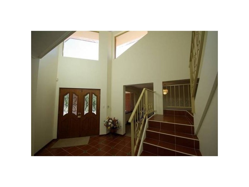 2 Phillips-Fox Terrace, Woodvale WA 6026